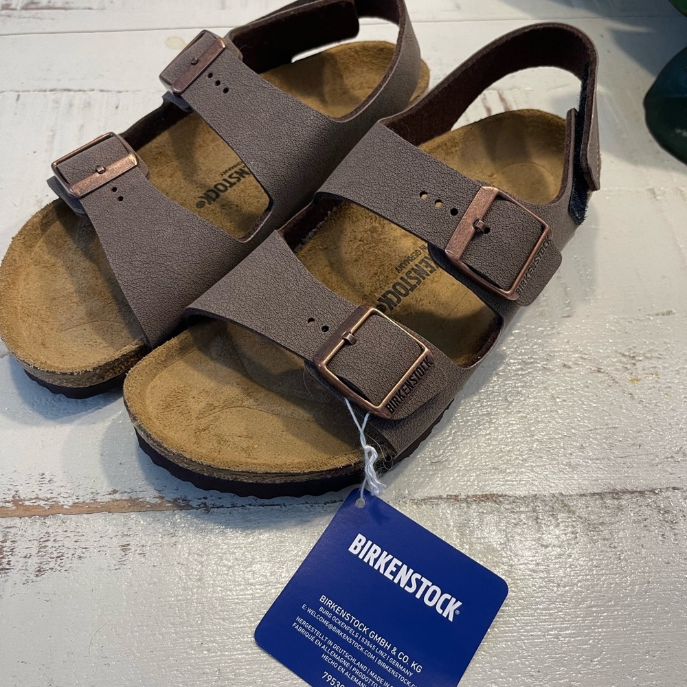 NEW Birkenstock sandals